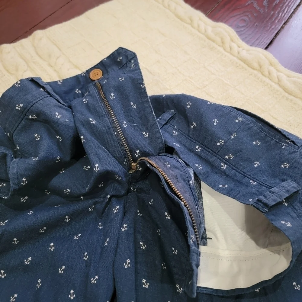 EUC J Crew Gramercy Men's Shorts size 32 Anchor Print Navy/White